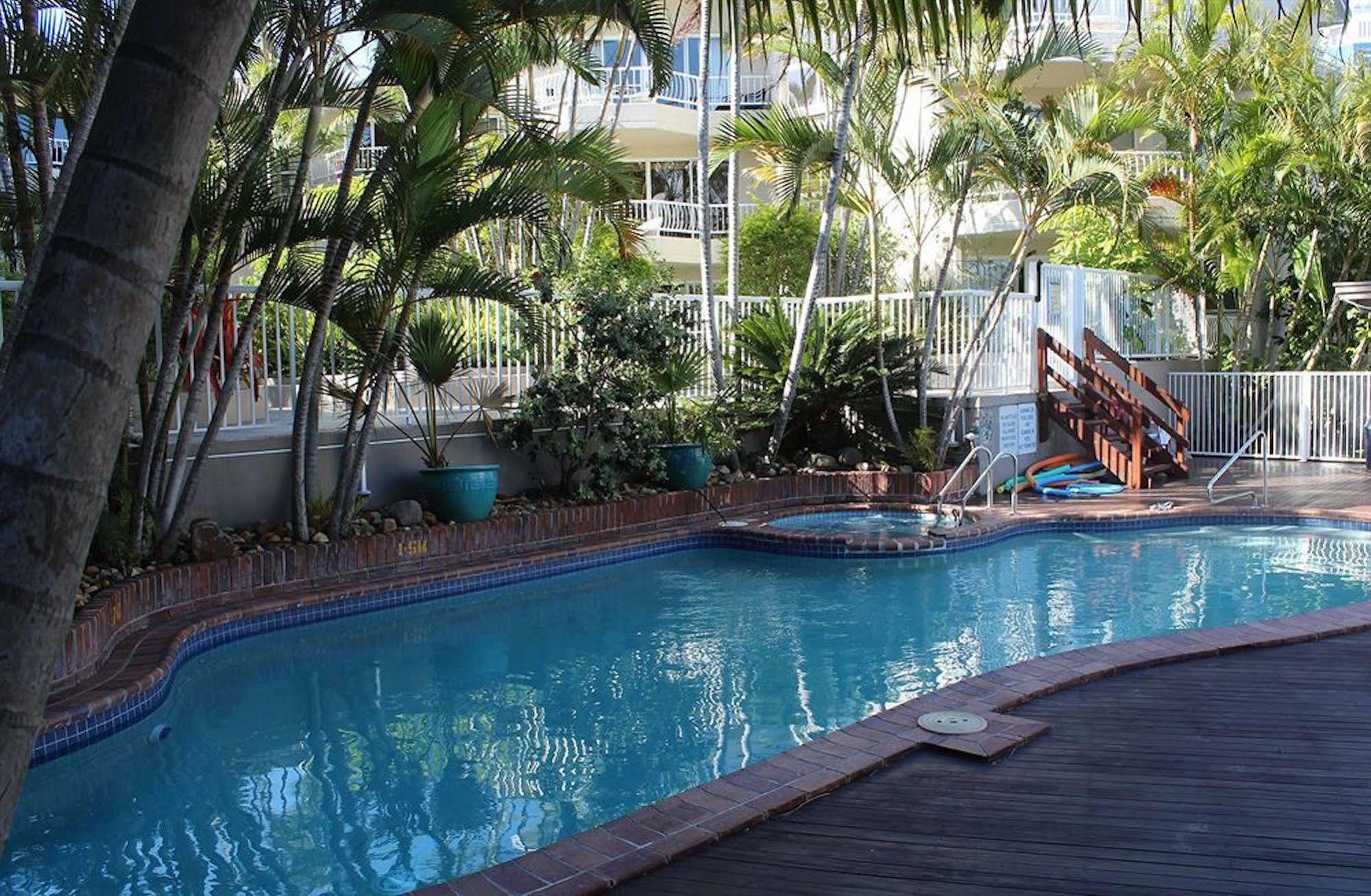 Aparthotel Surfers Del Rey Gold Coast Esterno foto