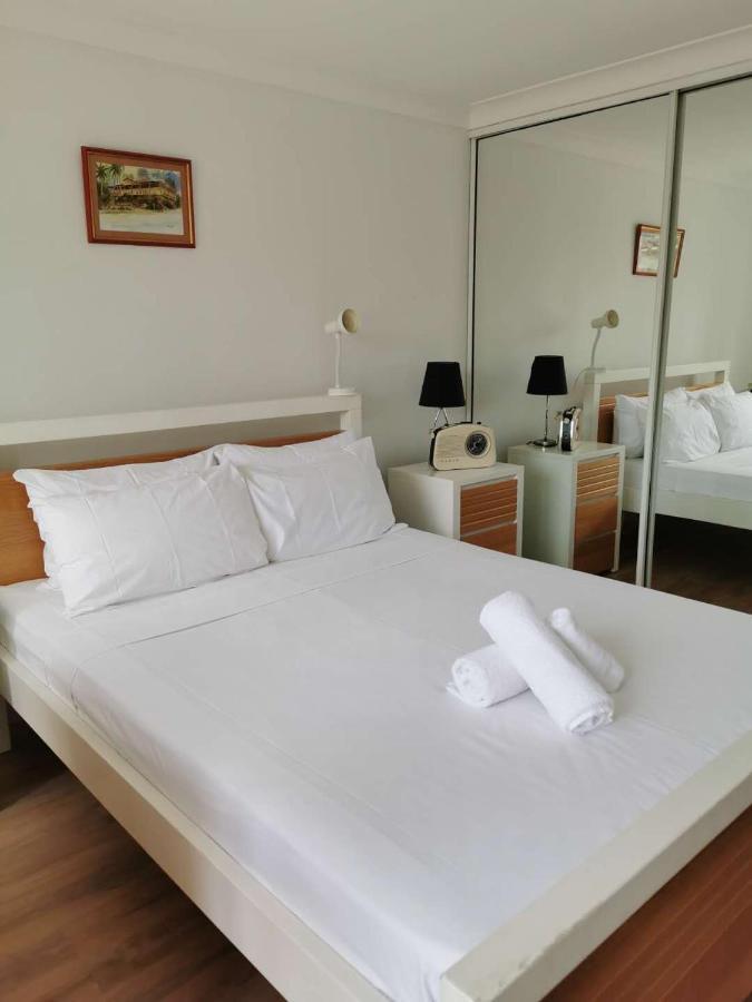 Aparthotel Surfers Del Rey Gold Coast Esterno foto
