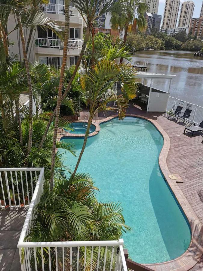 Aparthotel Surfers Del Rey Gold Coast Esterno foto